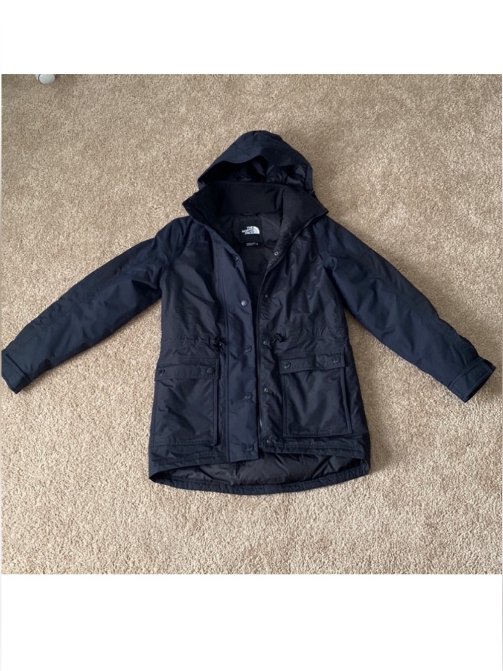 New without tag north face reign on parka in BLACK size XS